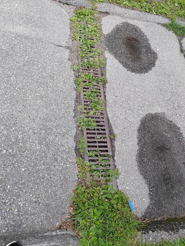 Huoltoa vaativa sadevesikouru